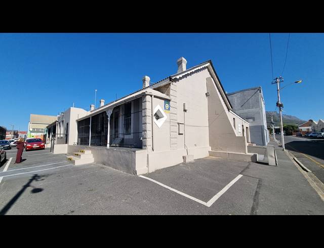 639M² BUILDING FOR SALE IN OBSERVATORY
